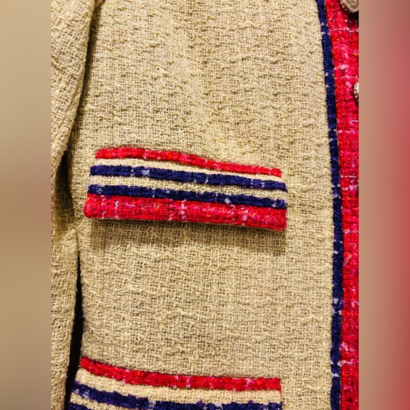 ****SOLD*** Chanel Spring 2006 Runway Yellow Tweed Jacket - Picture 8 of 12